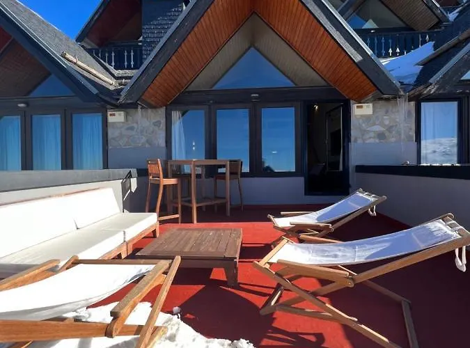 Apartment Lf Level Duplex Sierra Nevada