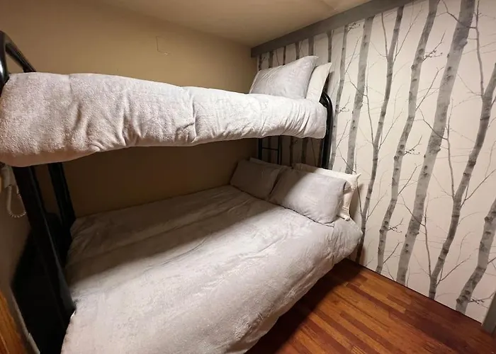 Lf Level Duplex Apartment *